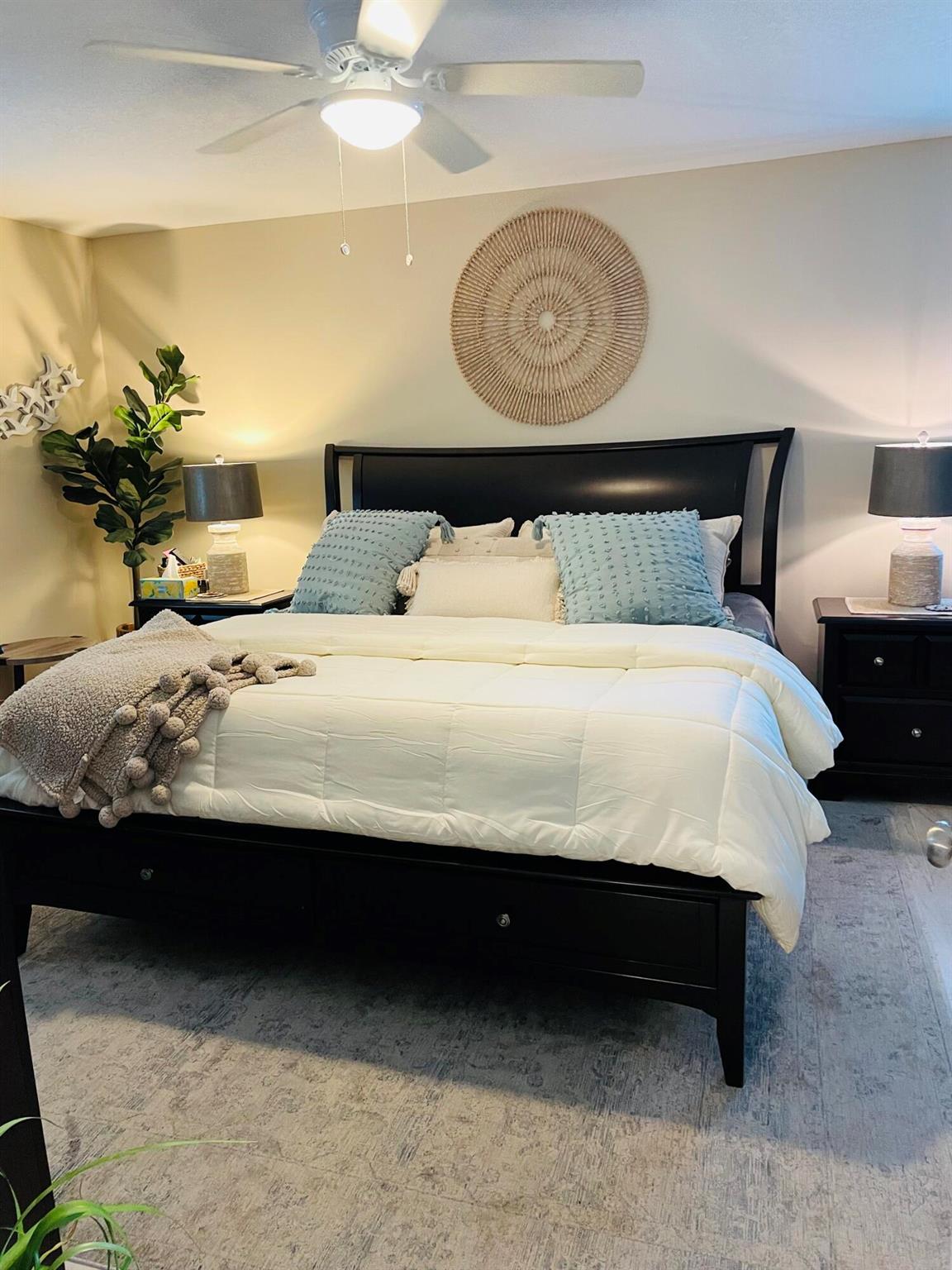 Palm Lake Estates - Residential Lease