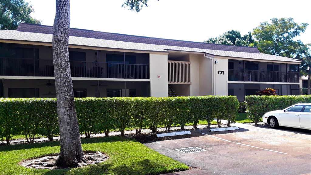Photo of 171 Deer Creek Boulevard #701, Deerfield Beach, FL 33442 (MLS # B26042726)