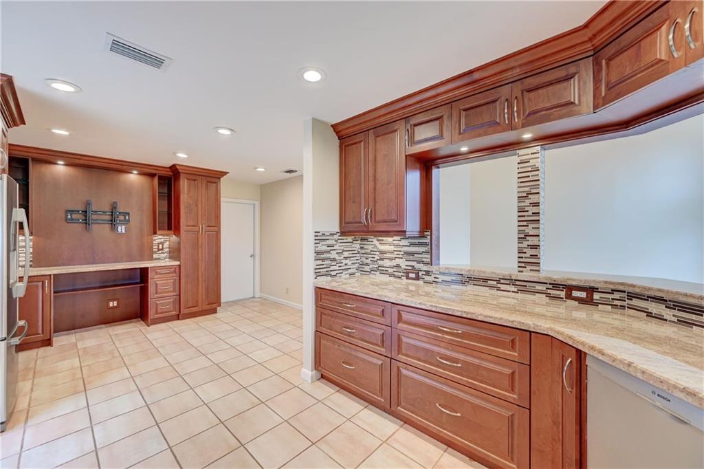 River Run Garden Homes 14 - Residential