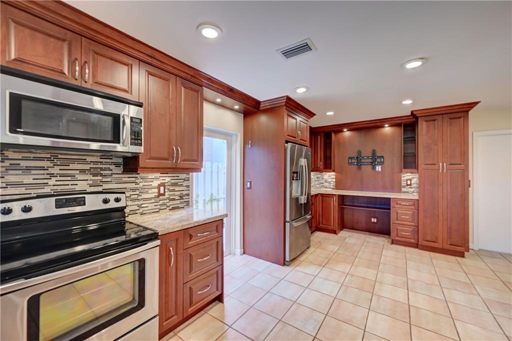 River Run Garden Homes 14 - Residential