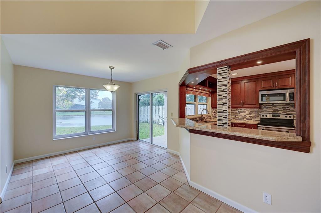 River Run Garden Homes 14 - Residential