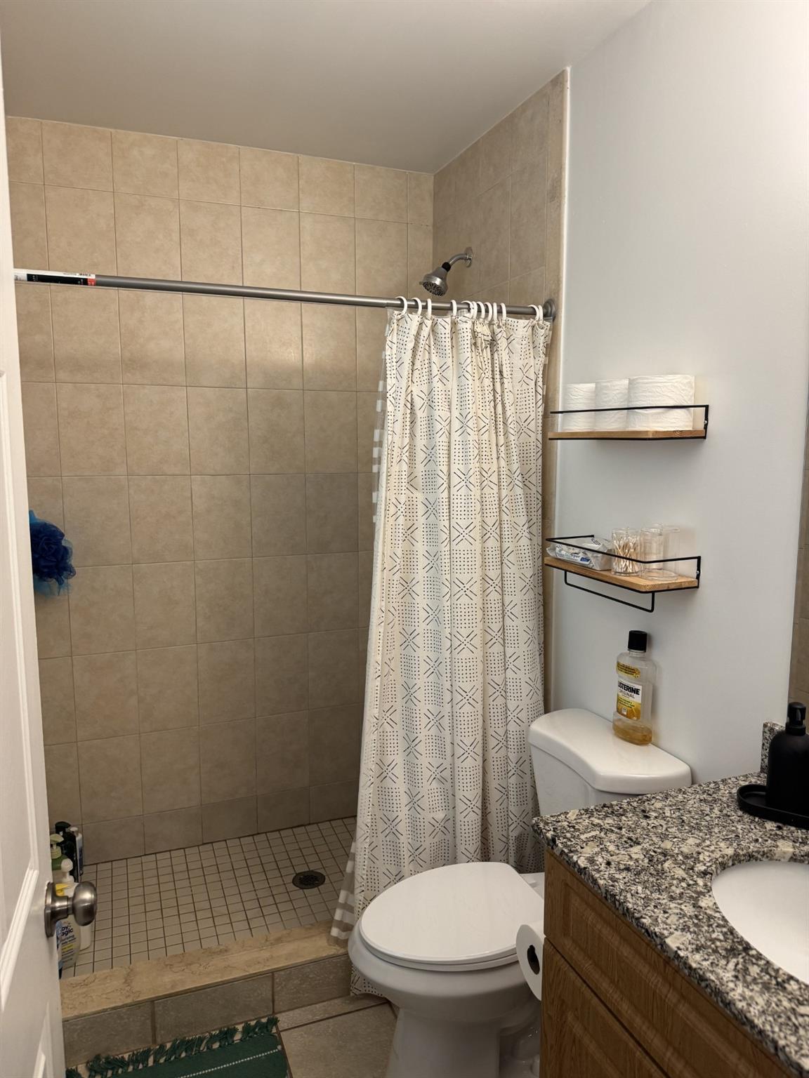 MAGATE 2ND- - Residential