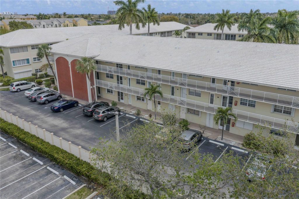 Photo of 1951 NE 39th Street #337, Lighthouse Point, FL 33064 (MLS # F10555938)