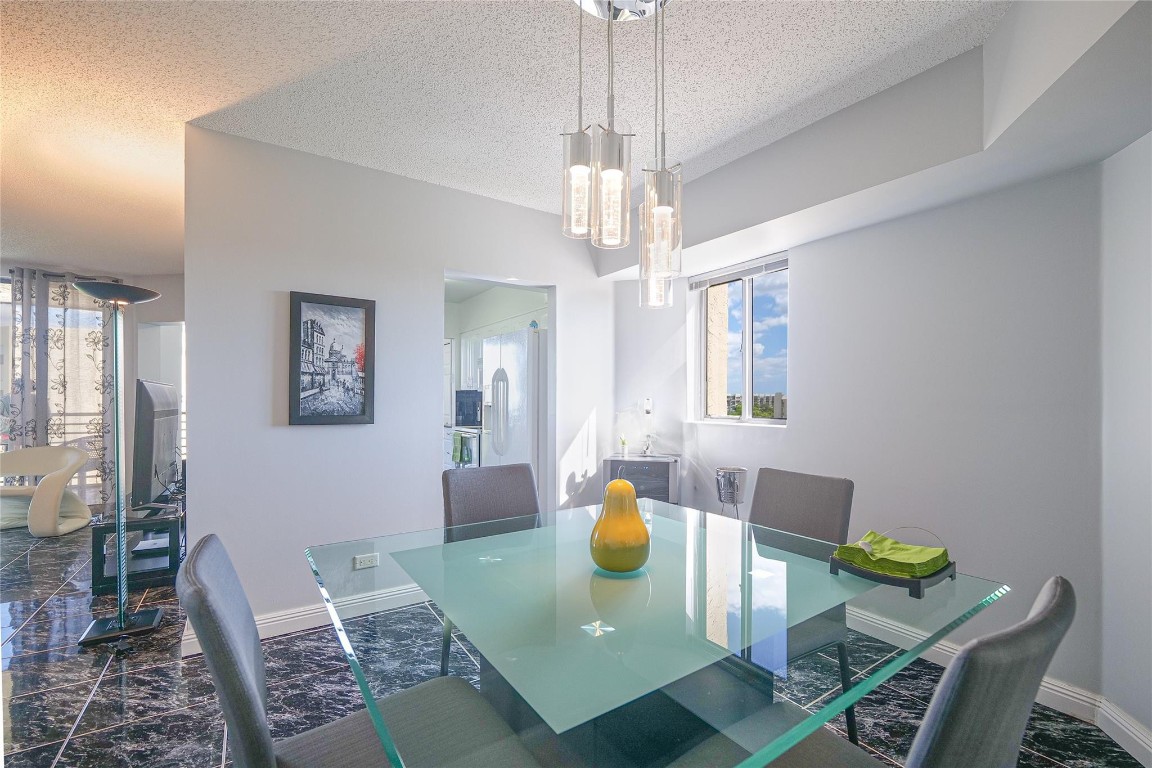 ENVIRON TOWERS - Residential