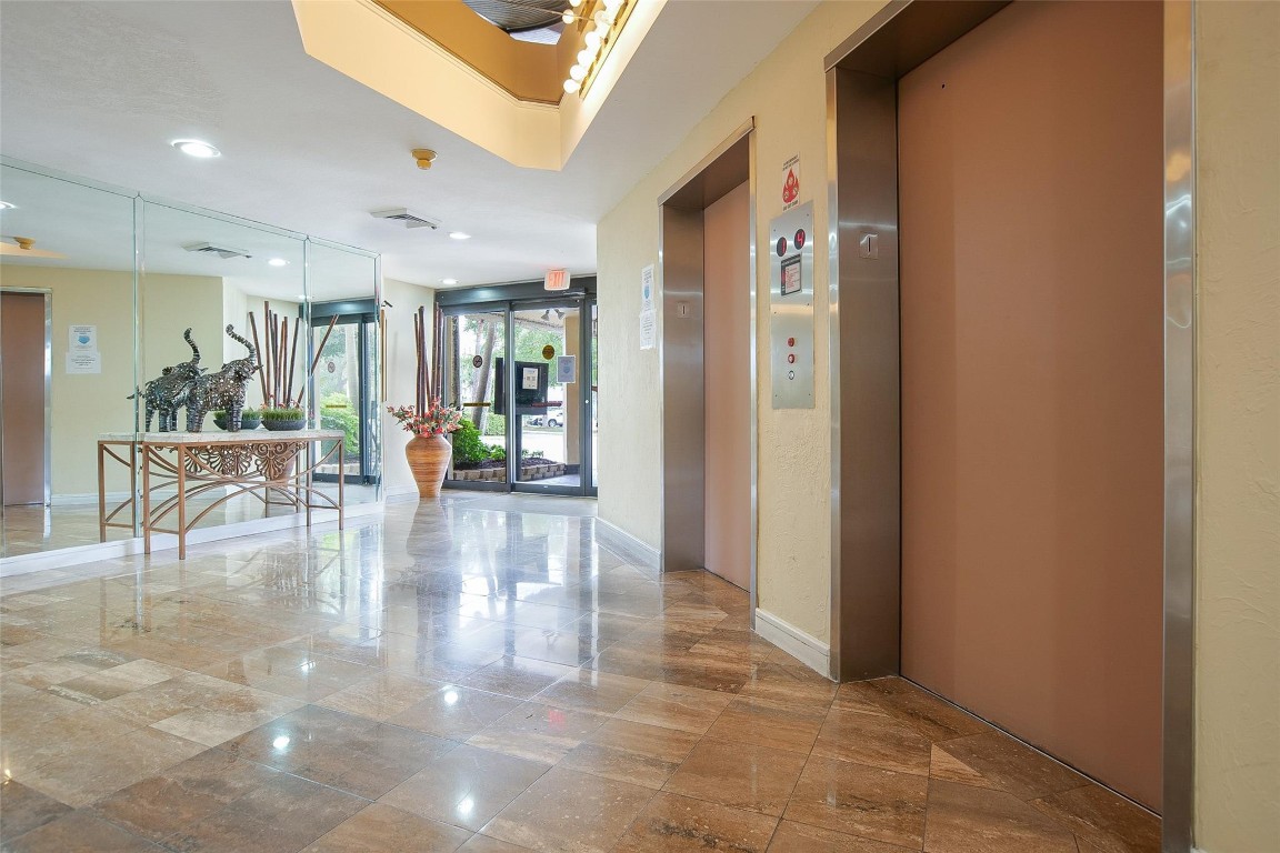 ENVIRON TOWERS - Residential