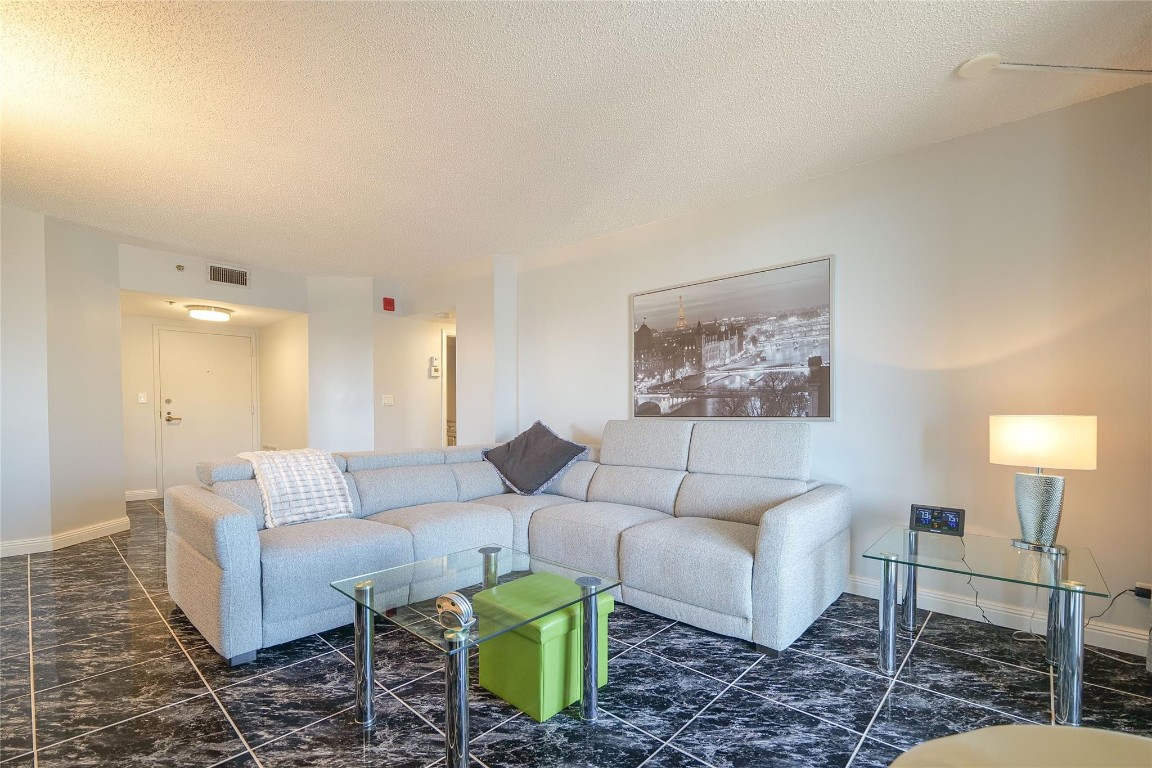 ENVIRON TOWERS - Residential