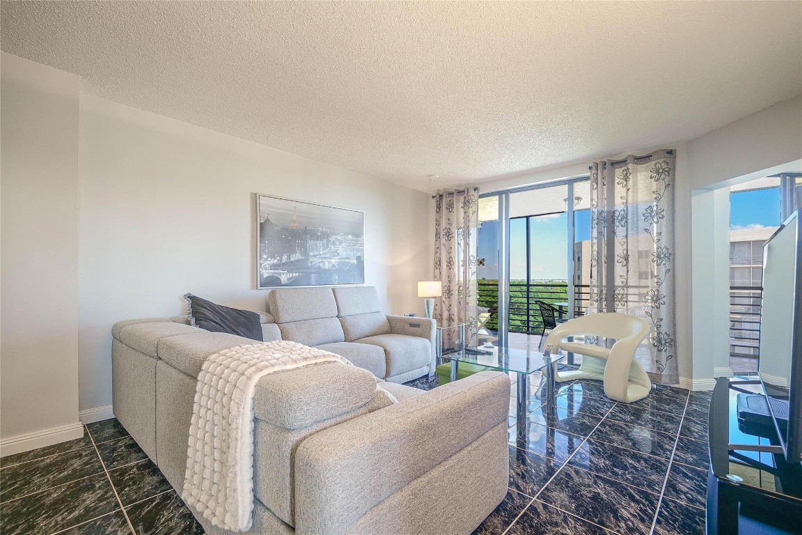 ENVIRON TOWERS - Residential