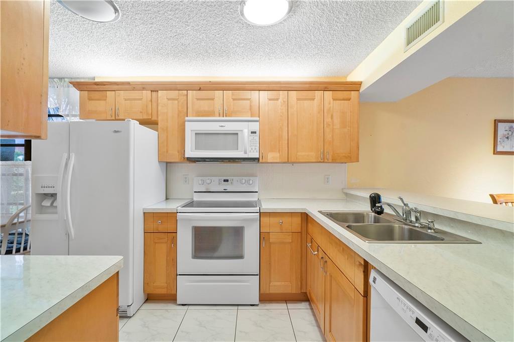 Coral Gate Condo - Residential