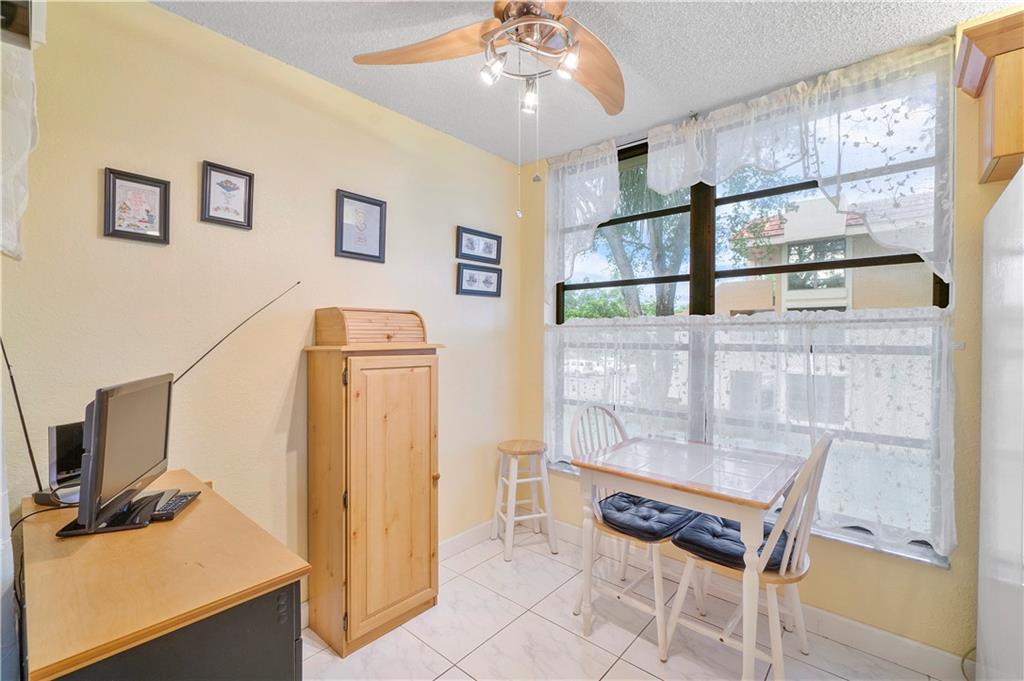 Coral Gate Condo - Residential