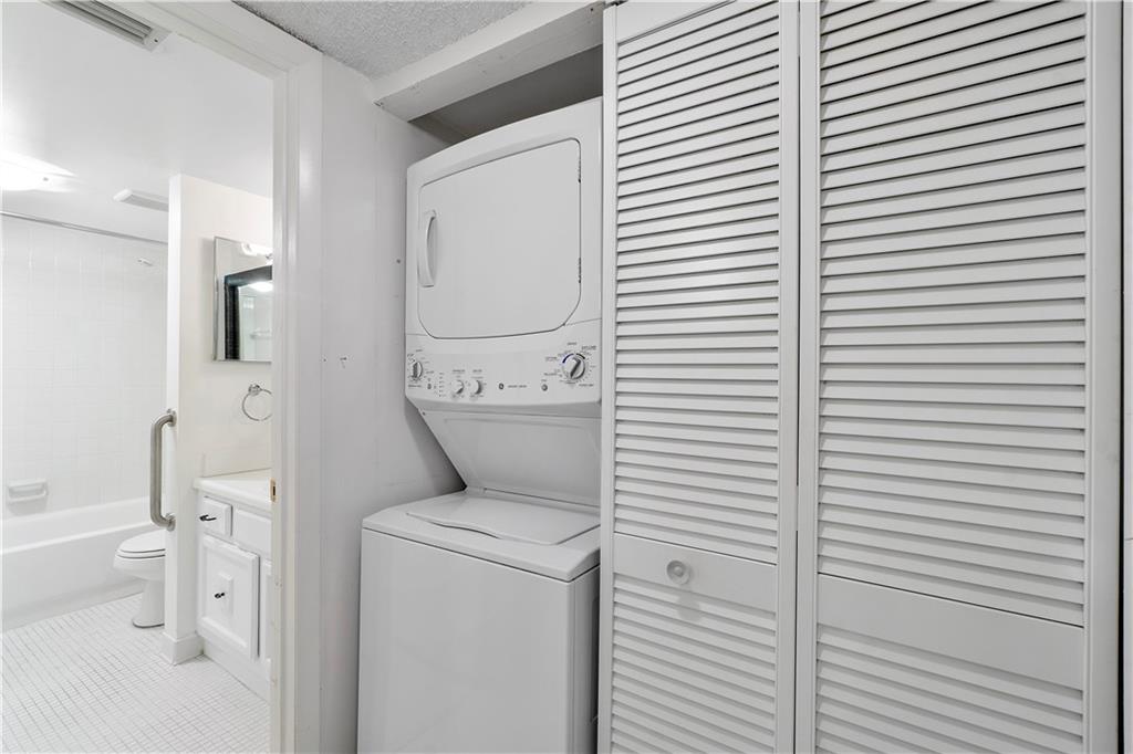 Coral Gate Condo - Residential