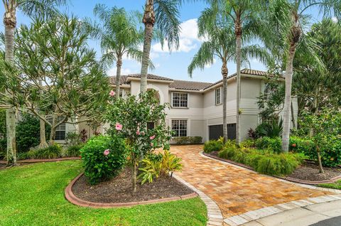 Photo of 12 Martinique Cove, Palm Beach Gardens, FL 33418 (MLS # R11124066)