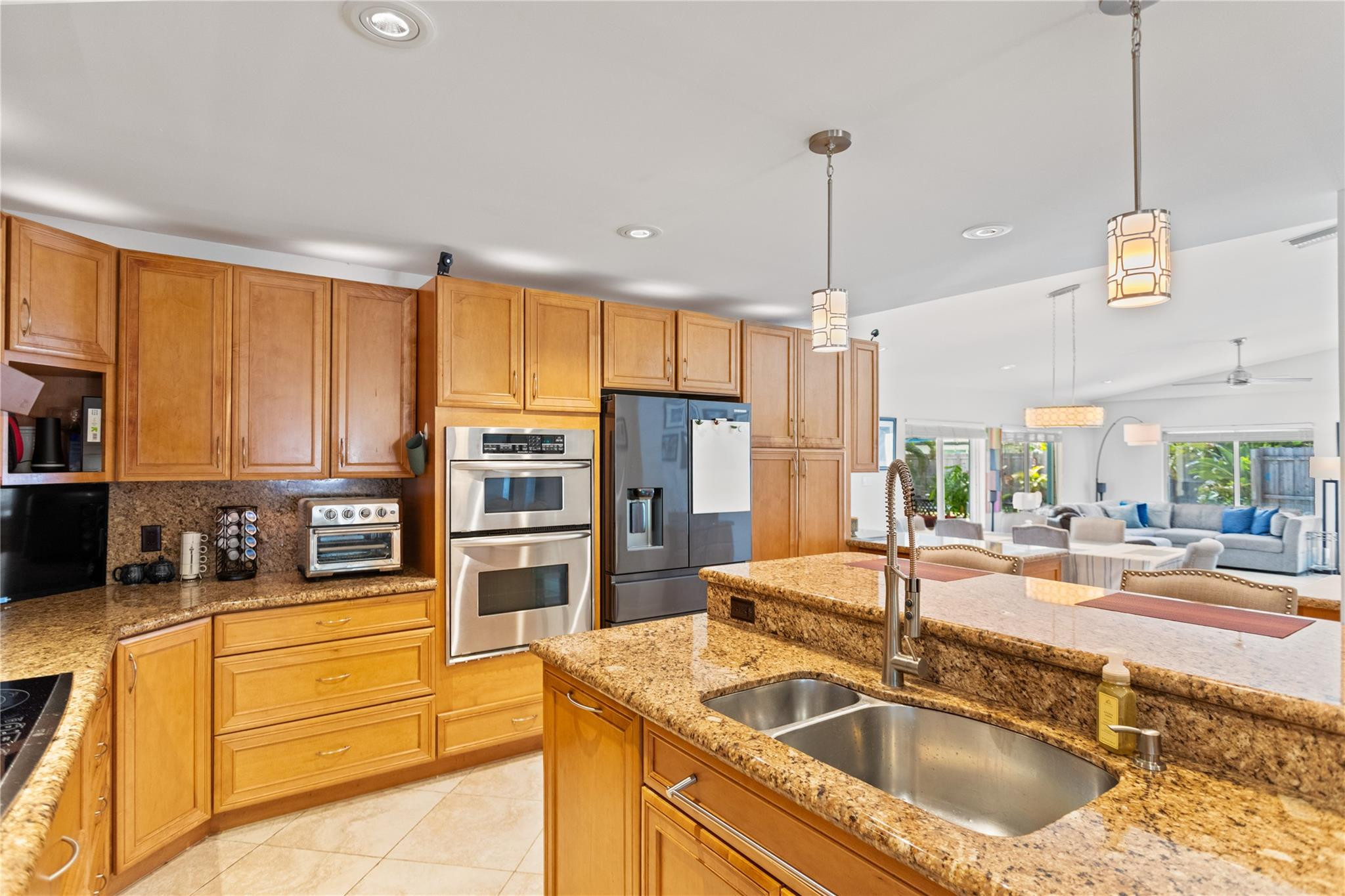 Jenada Isle 50-39 B - Residential