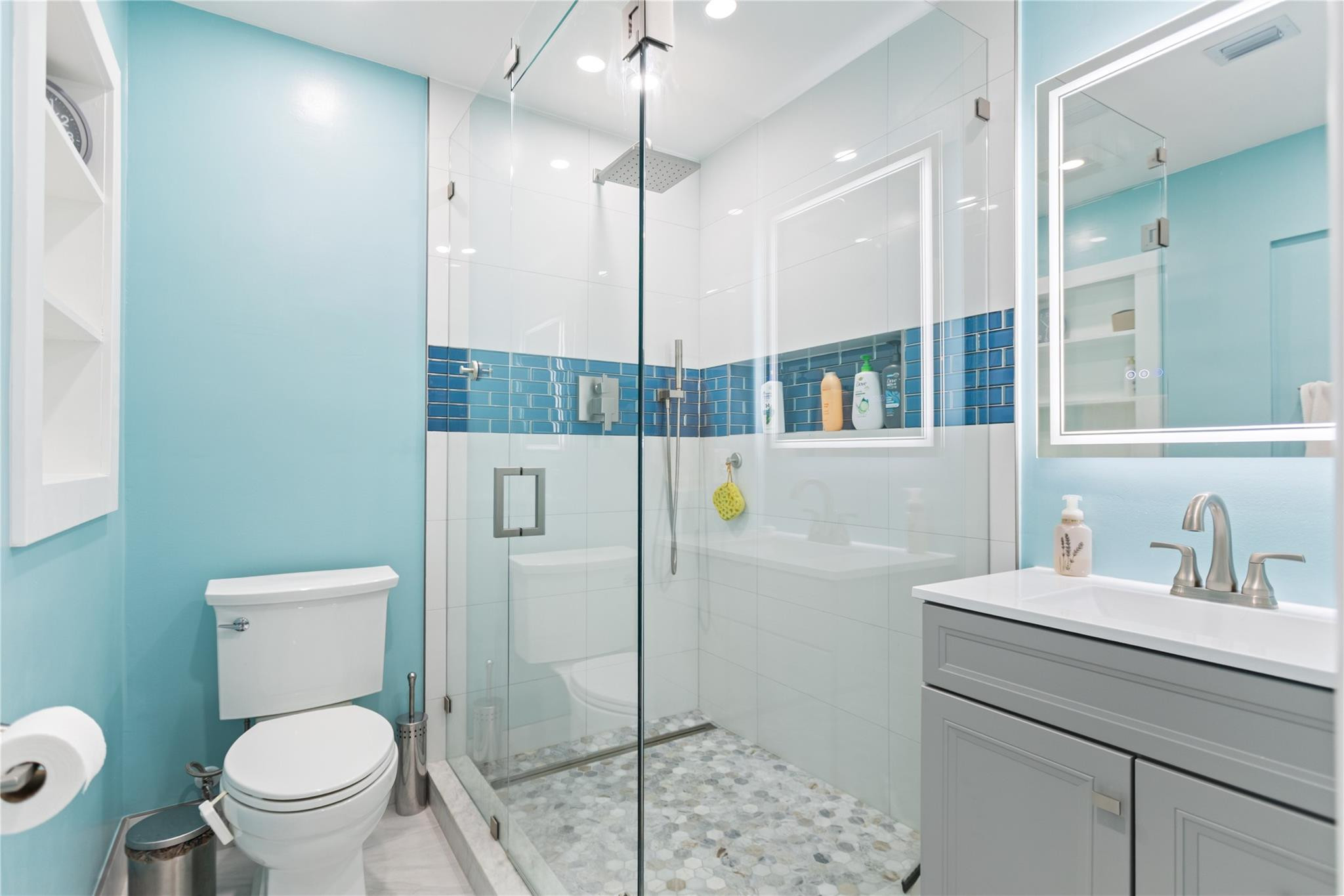 Jenada Isle 50-39 B - Residential