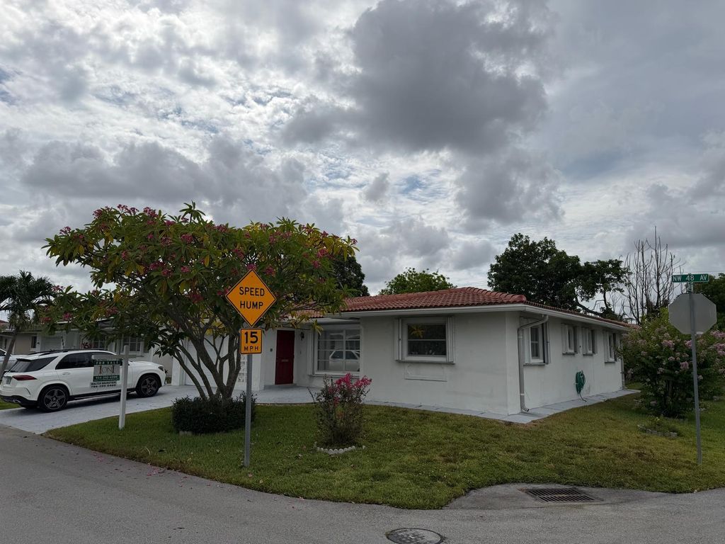 Photo of 4958 NW 48th Avenue, Tamarac, FL 33319 (MLS # F10554900)