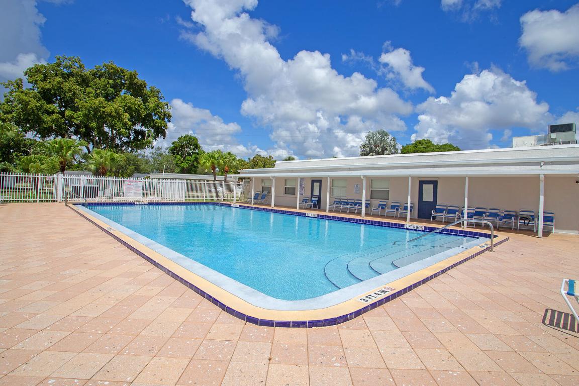 VANGUARD VILLAGE IN THE MAINLANDS COMMUNITY TWO - Residential