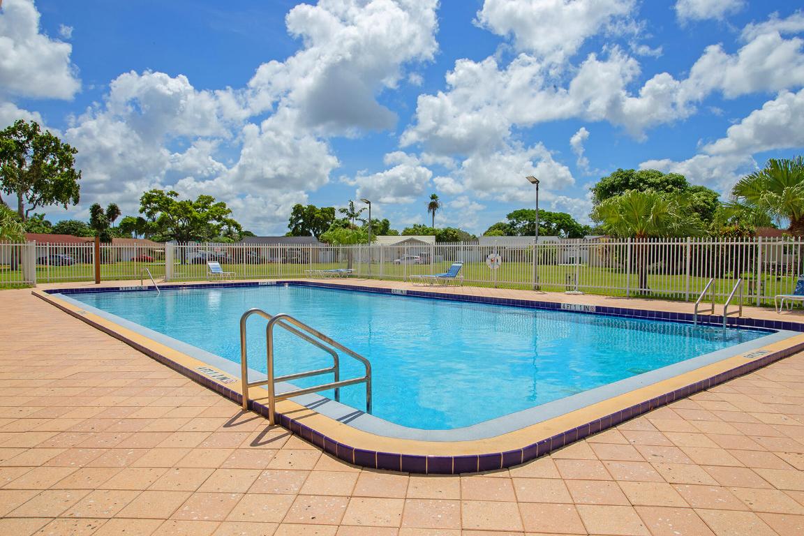 VANGUARD VILLAGE IN THE MAINLANDS COMMUNITY TWO - Residential