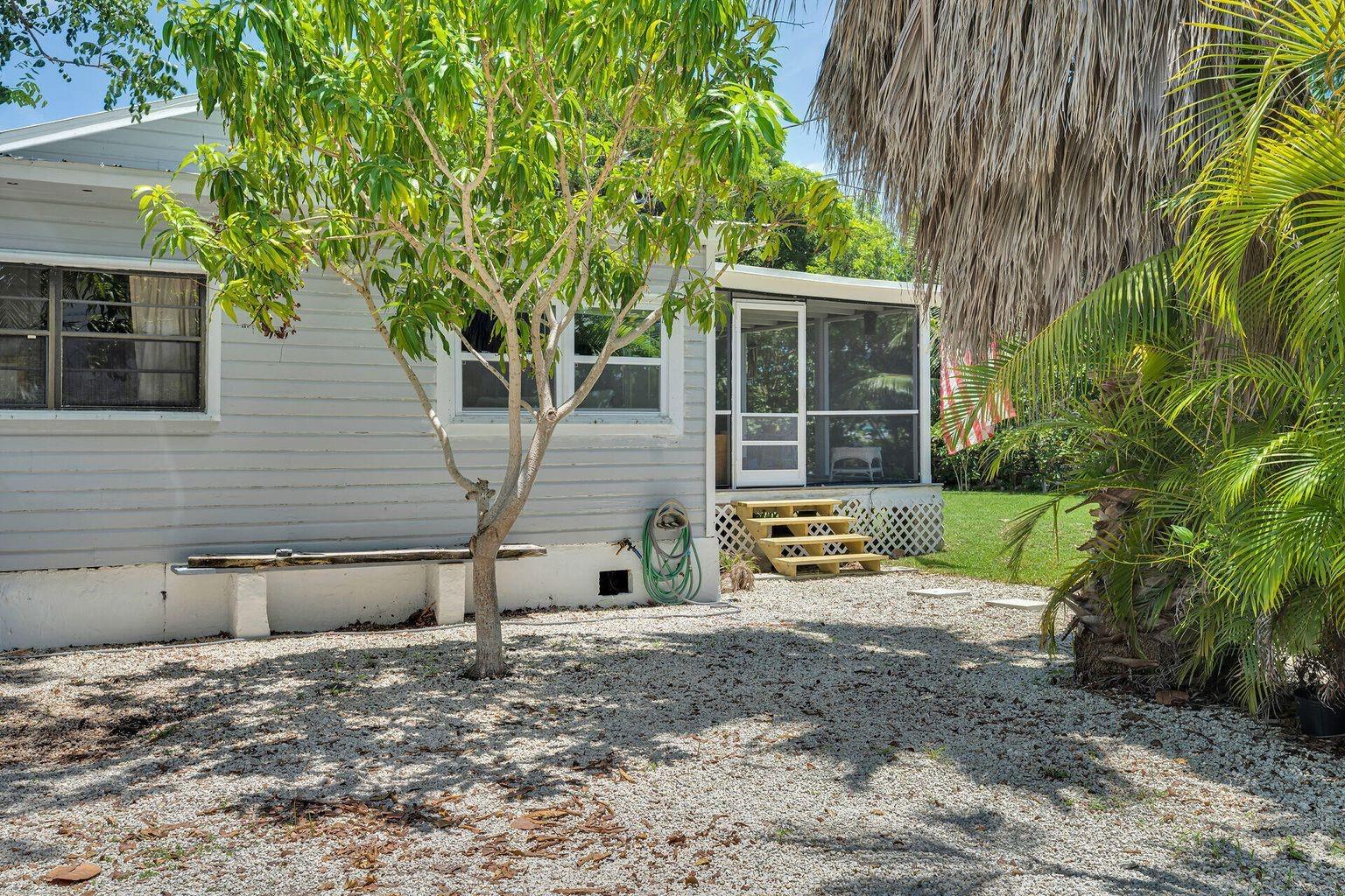 30461 Poinciana Rd