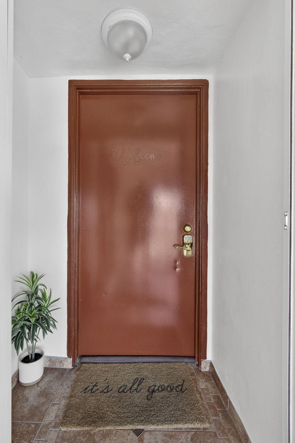 GOLDEN LAKES VILLAGE COND - Residential