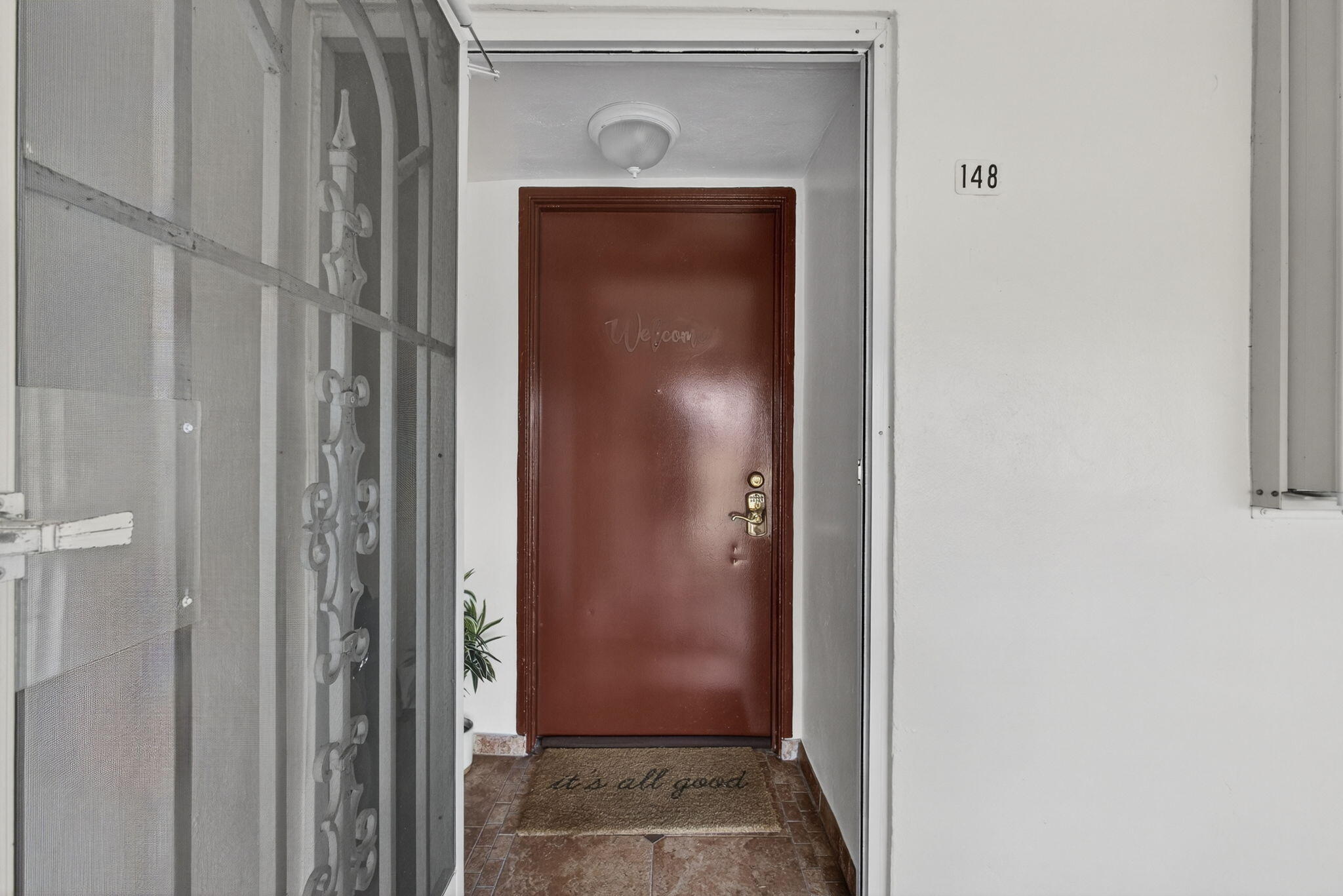 GOLDEN LAKES VILLAGE COND - Residential