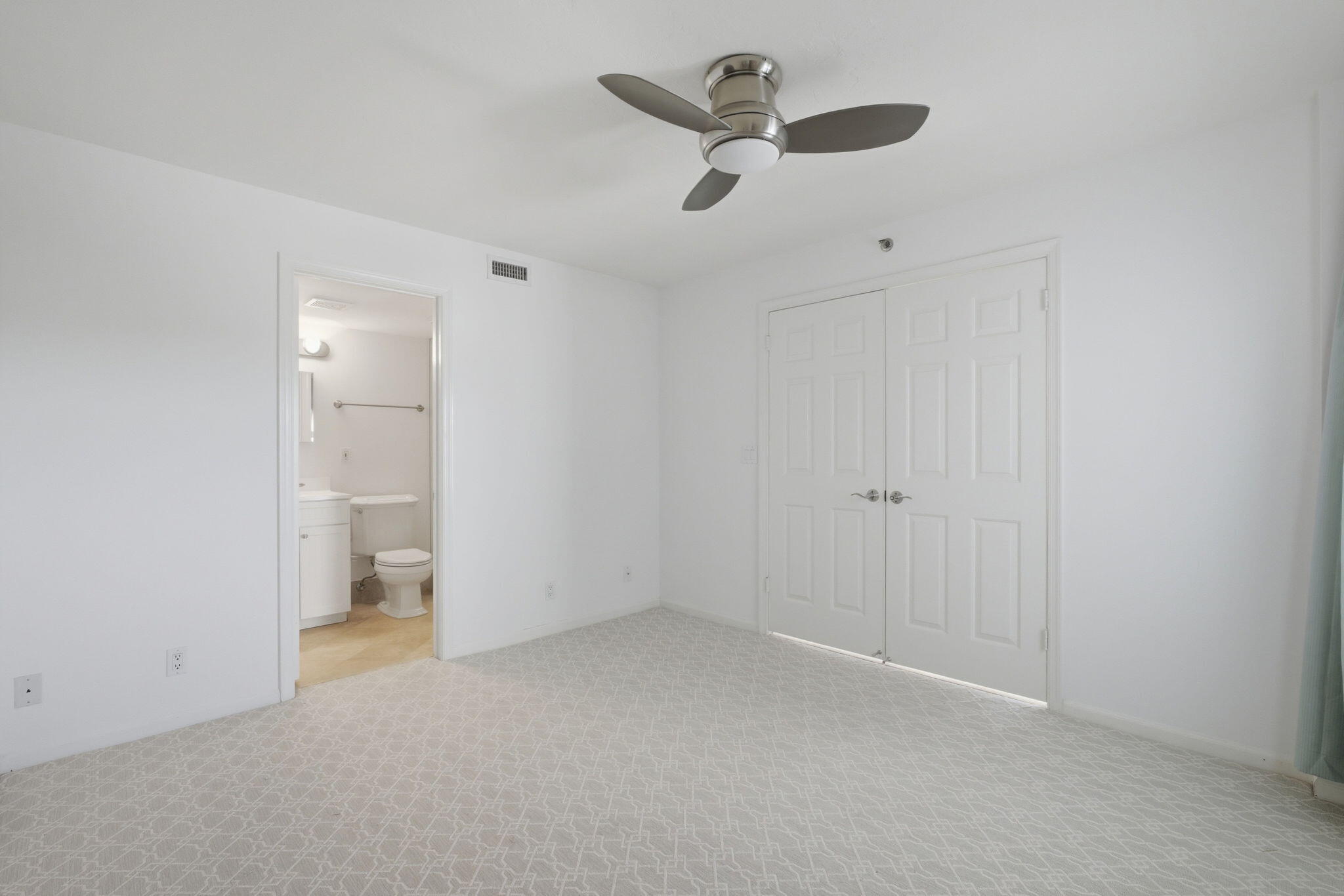 HARBOR TOWERS & MARINA CONDO - Residential Lease