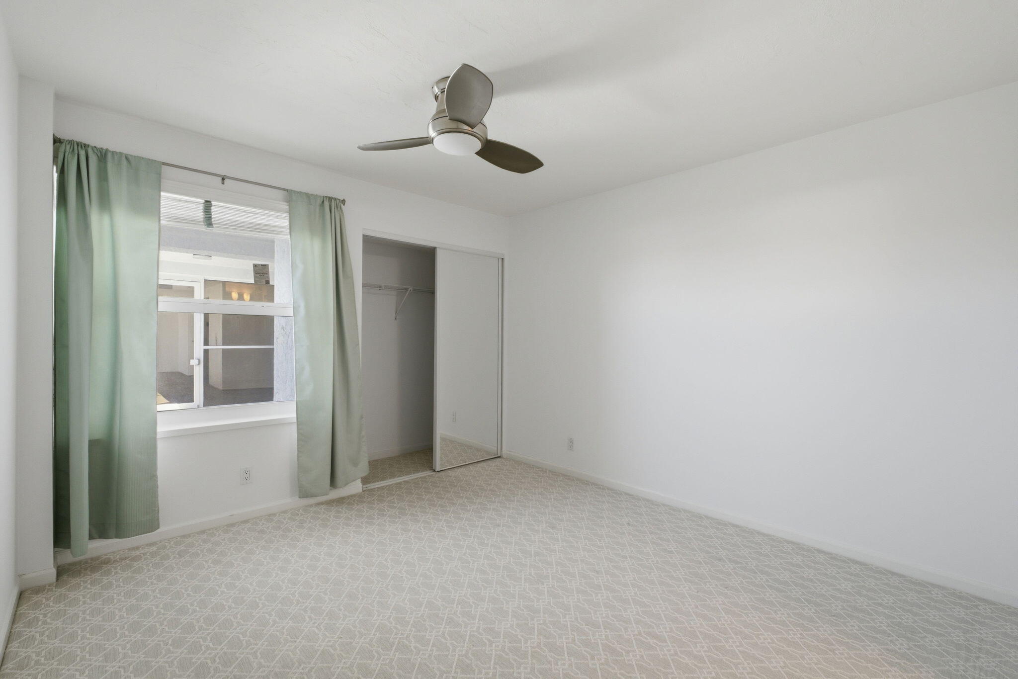 HARBOR TOWERS & MARINA CONDO - Residential Lease