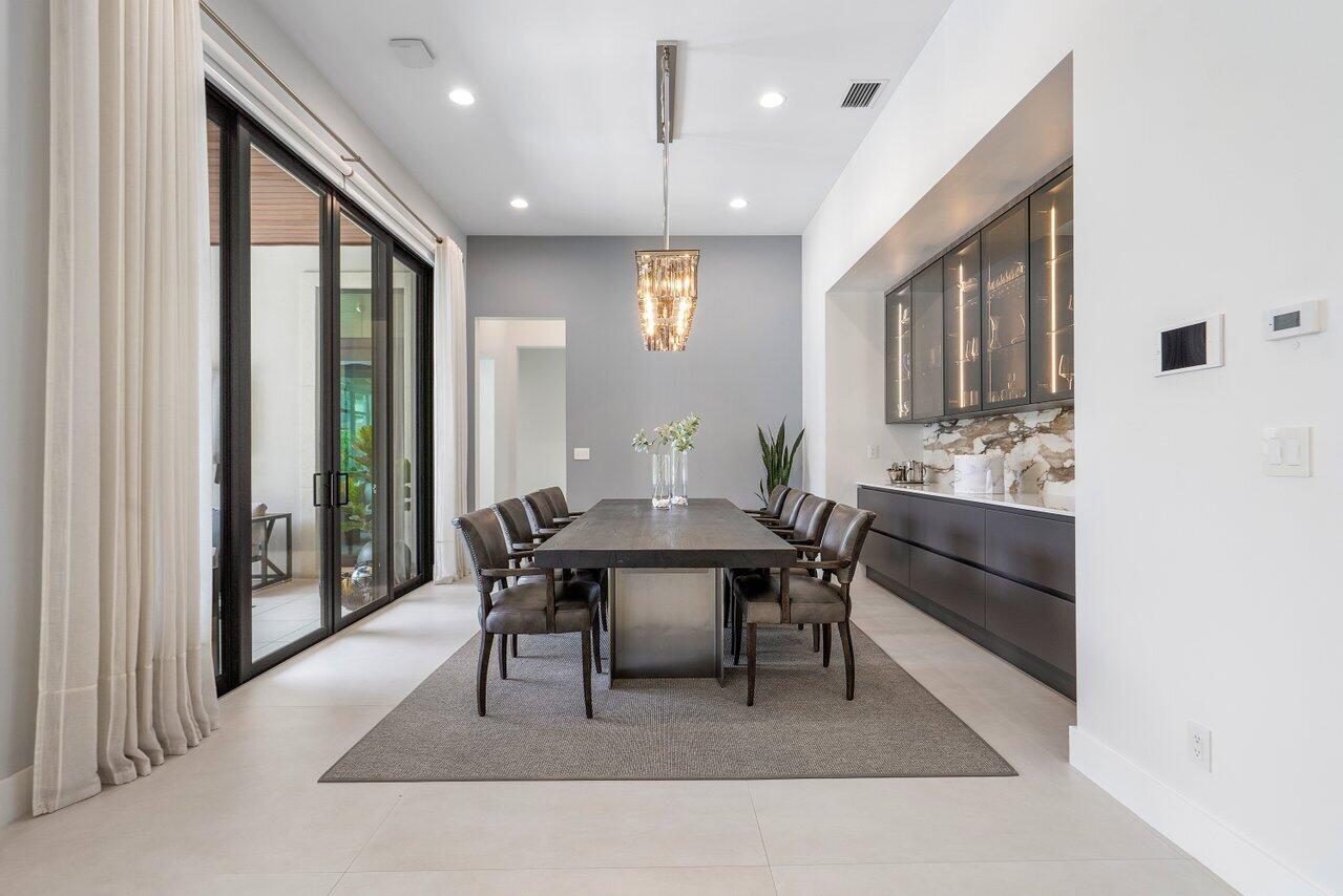 THE OAKS AT BOCA RATON - Residential