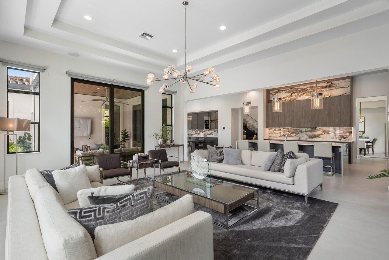 THE OAKS AT BOCA RATON - Residential