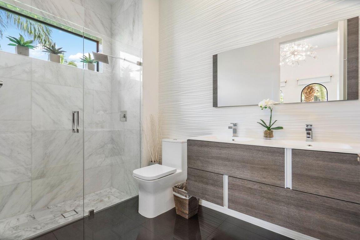 THE OAKS AT BOCA RATON - Residential