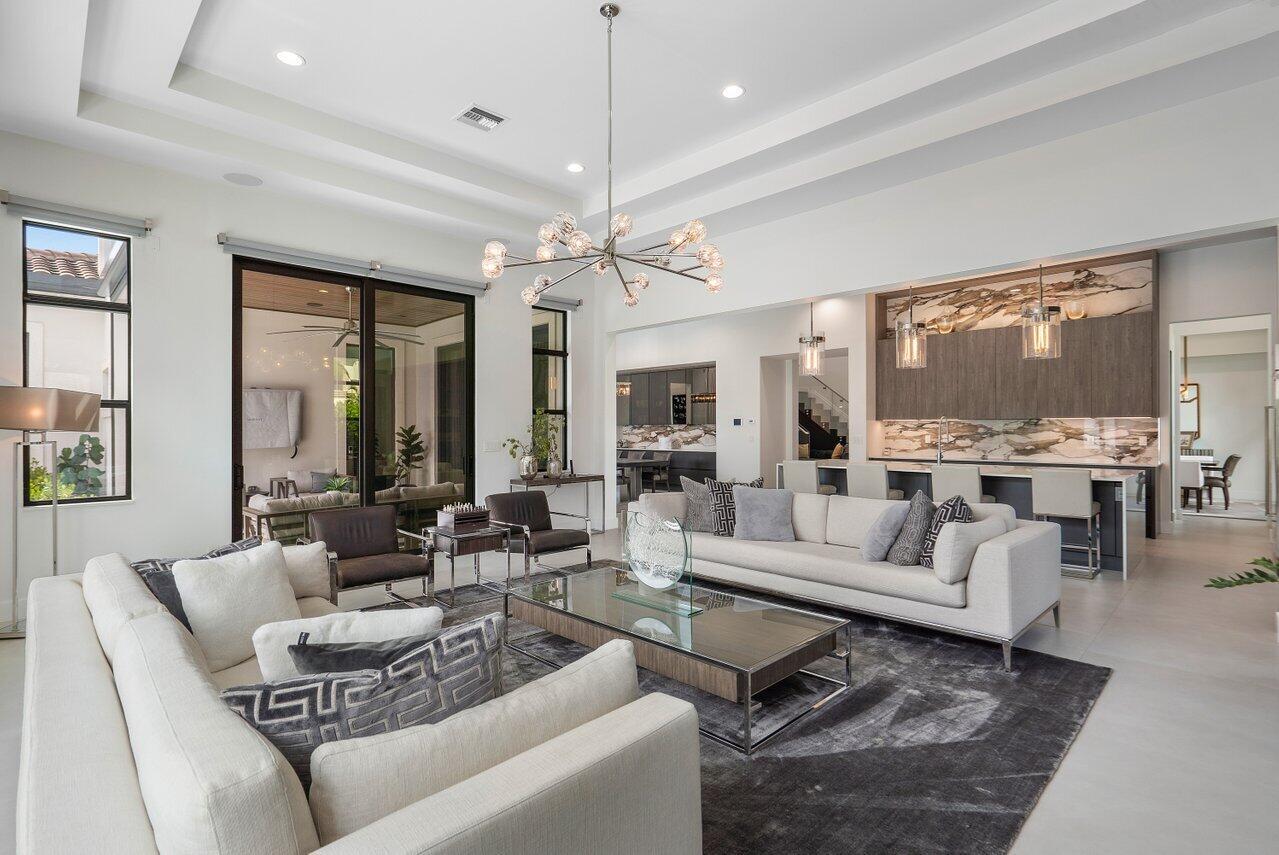 THE OAKS AT BOCA RATON - Residential