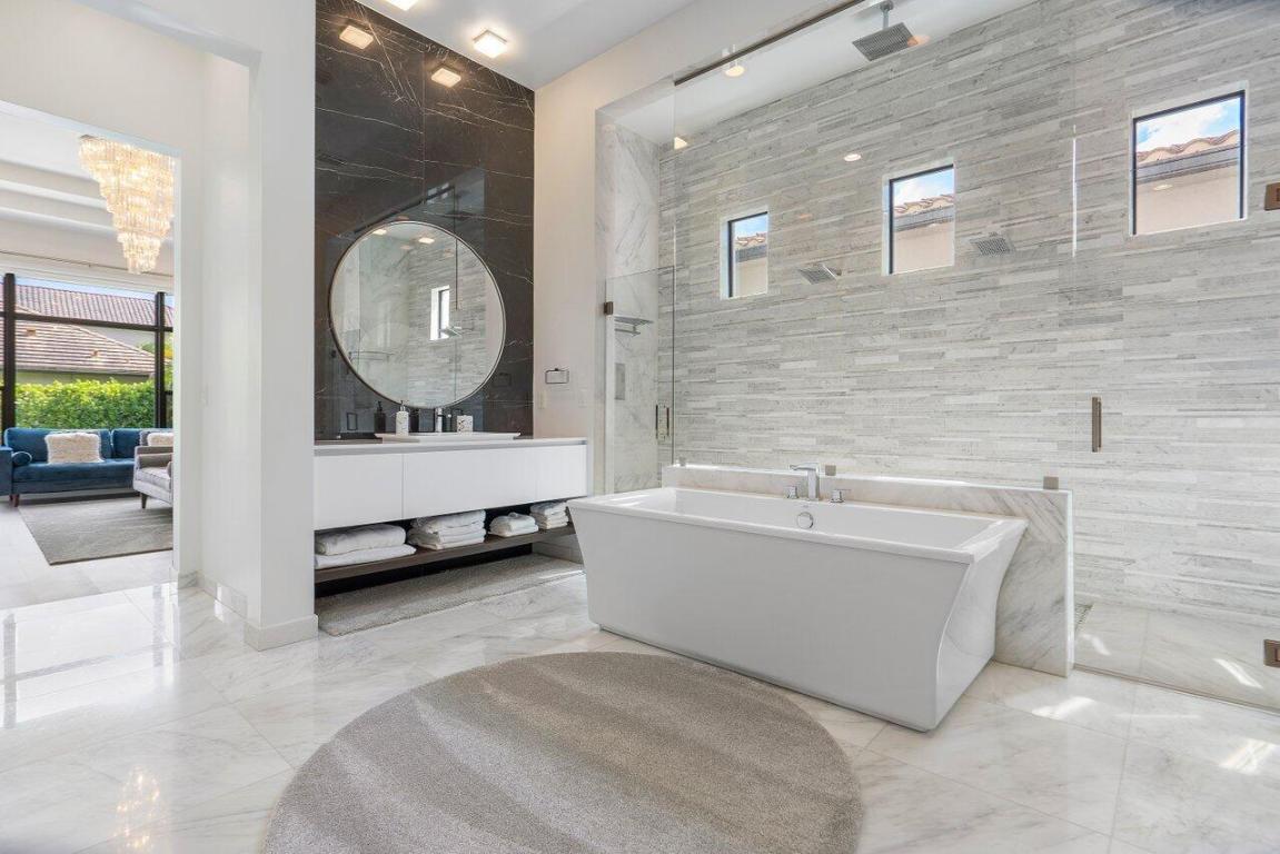 THE OAKS AT BOCA RATON - Residential