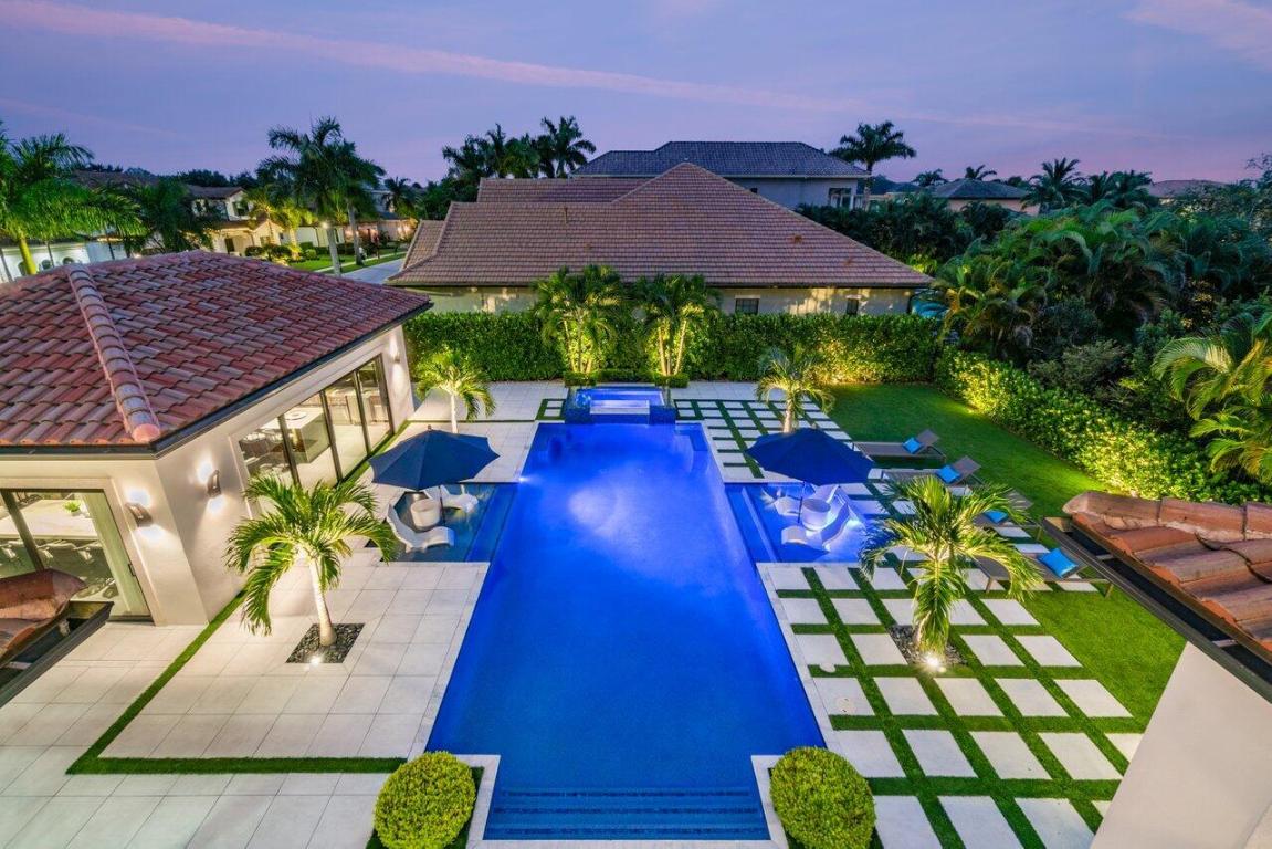 THE OAKS AT BOCA RATON - Residential