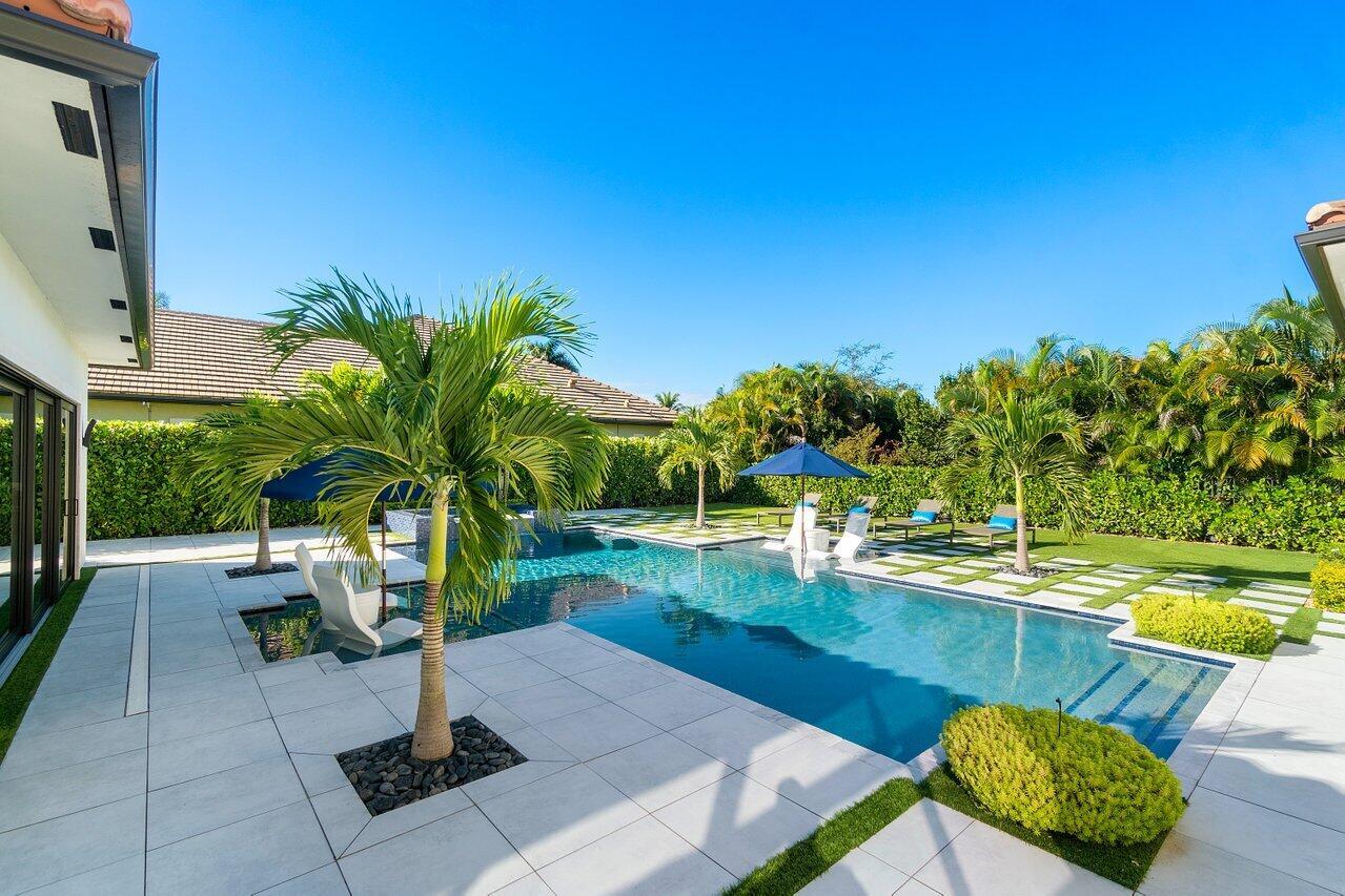 THE OAKS AT BOCA RATON - Residential