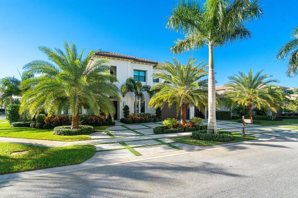 Photo of 9066 Pintura Way, Boca Raton, FL 33496 (MLS # R10991633)
