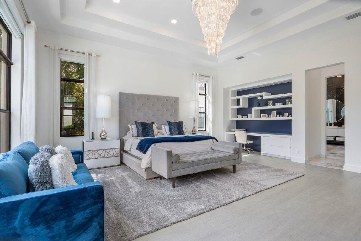 THE OAKS AT BOCA RATON - Residential