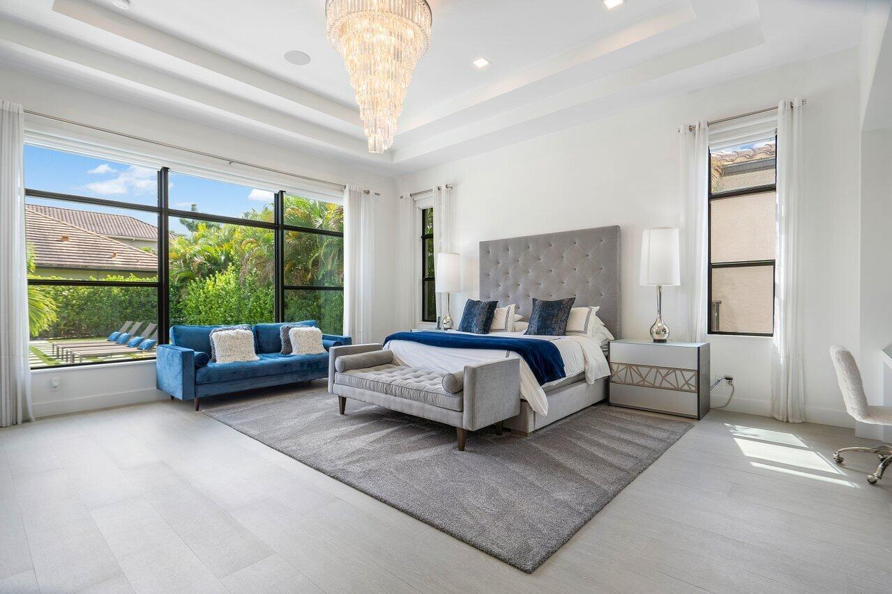 THE OAKS AT BOCA RATON - Residential