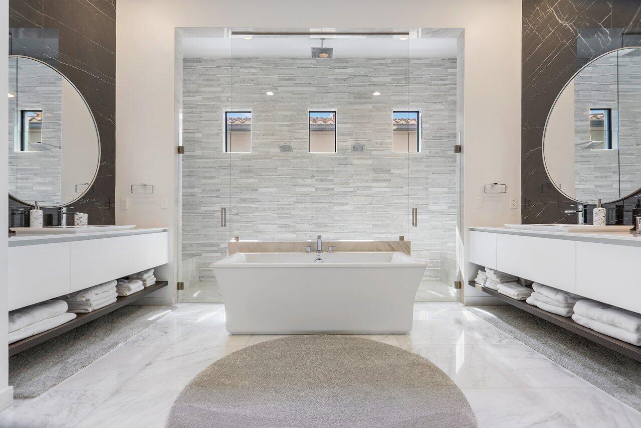 THE OAKS AT BOCA RATON - Residential