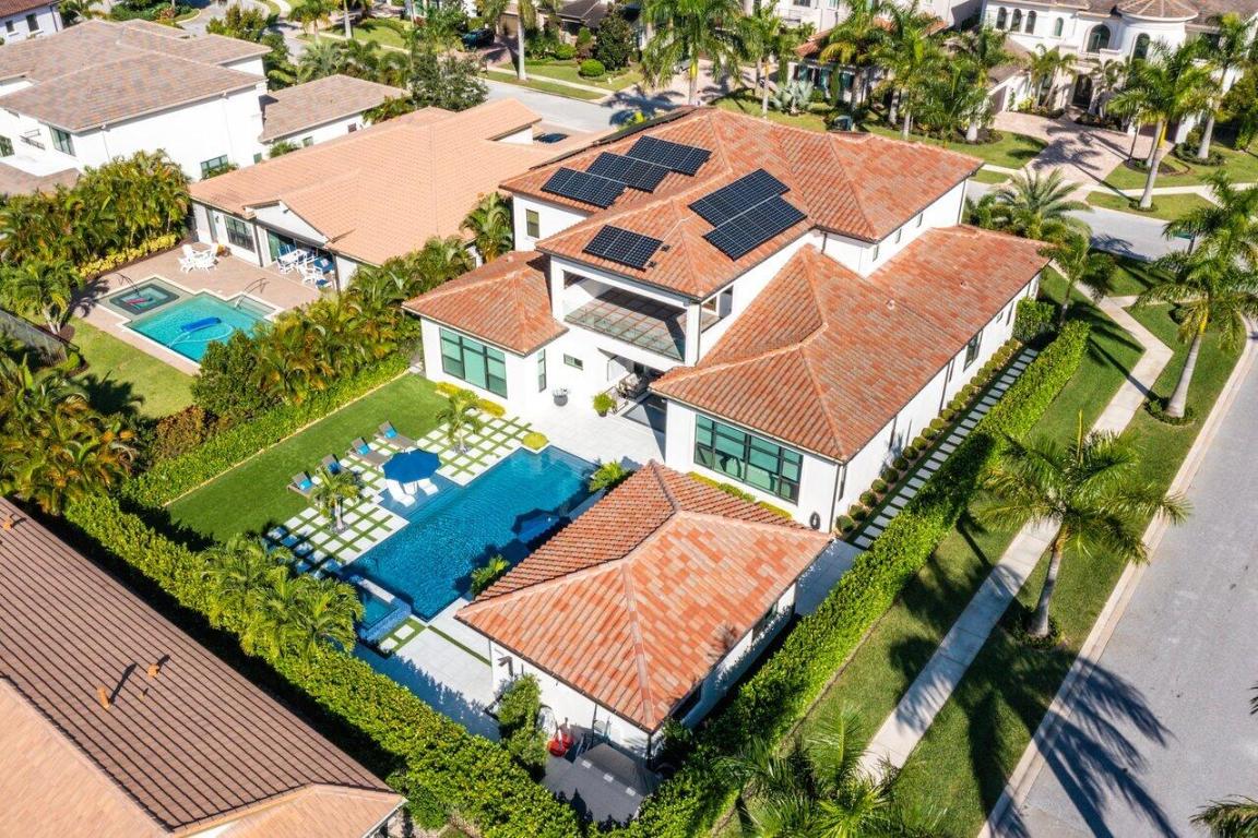 THE OAKS AT BOCA RATON - Residential