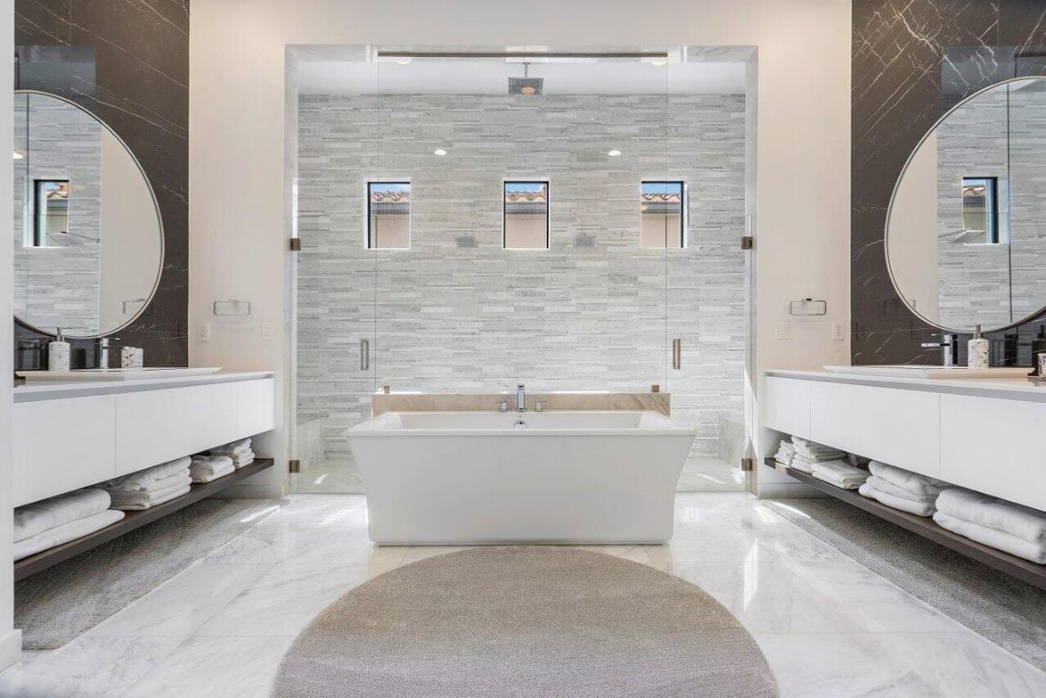 THE OAKS AT BOCA RATON - Residential