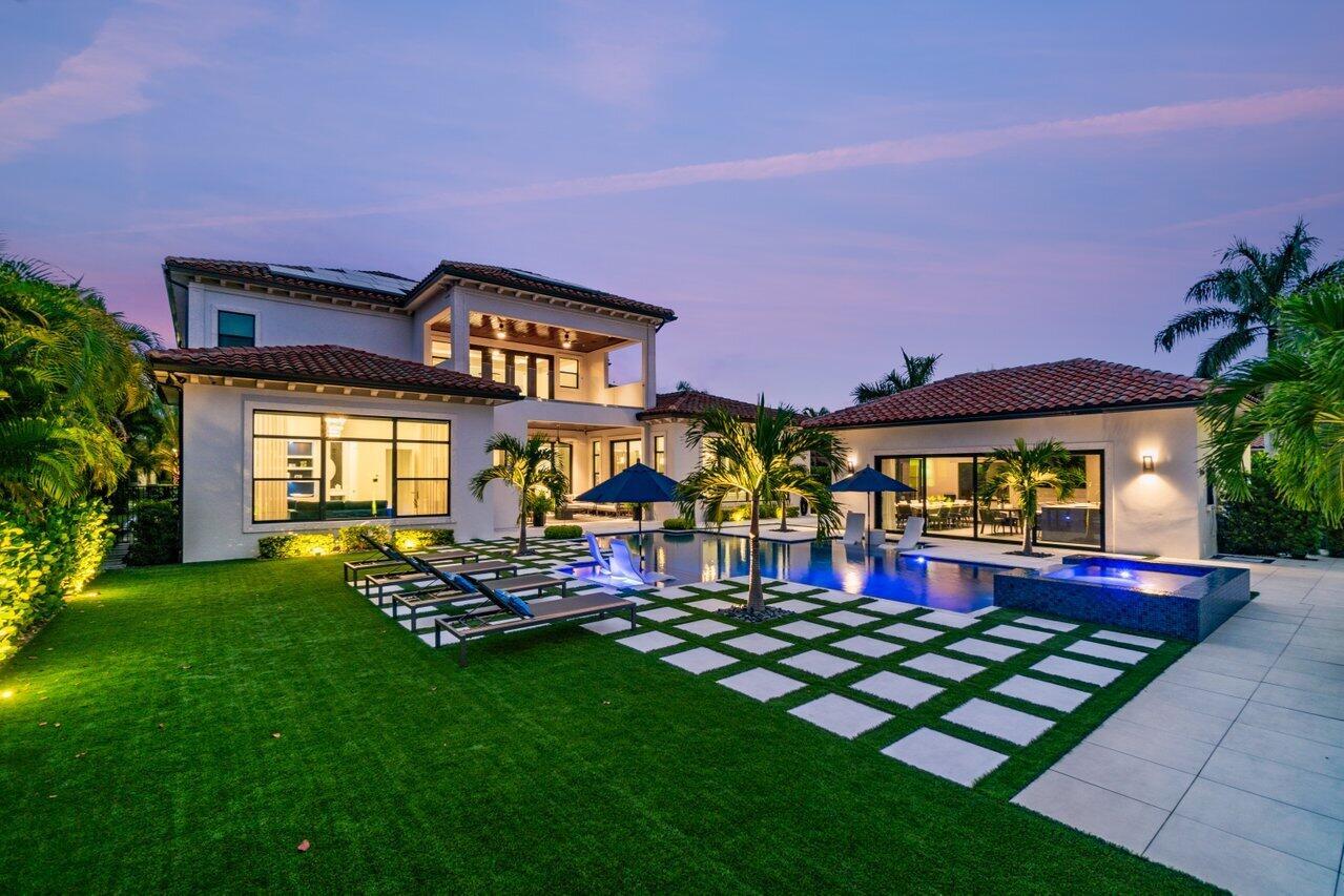 THE OAKS AT BOCA RATON - Residential