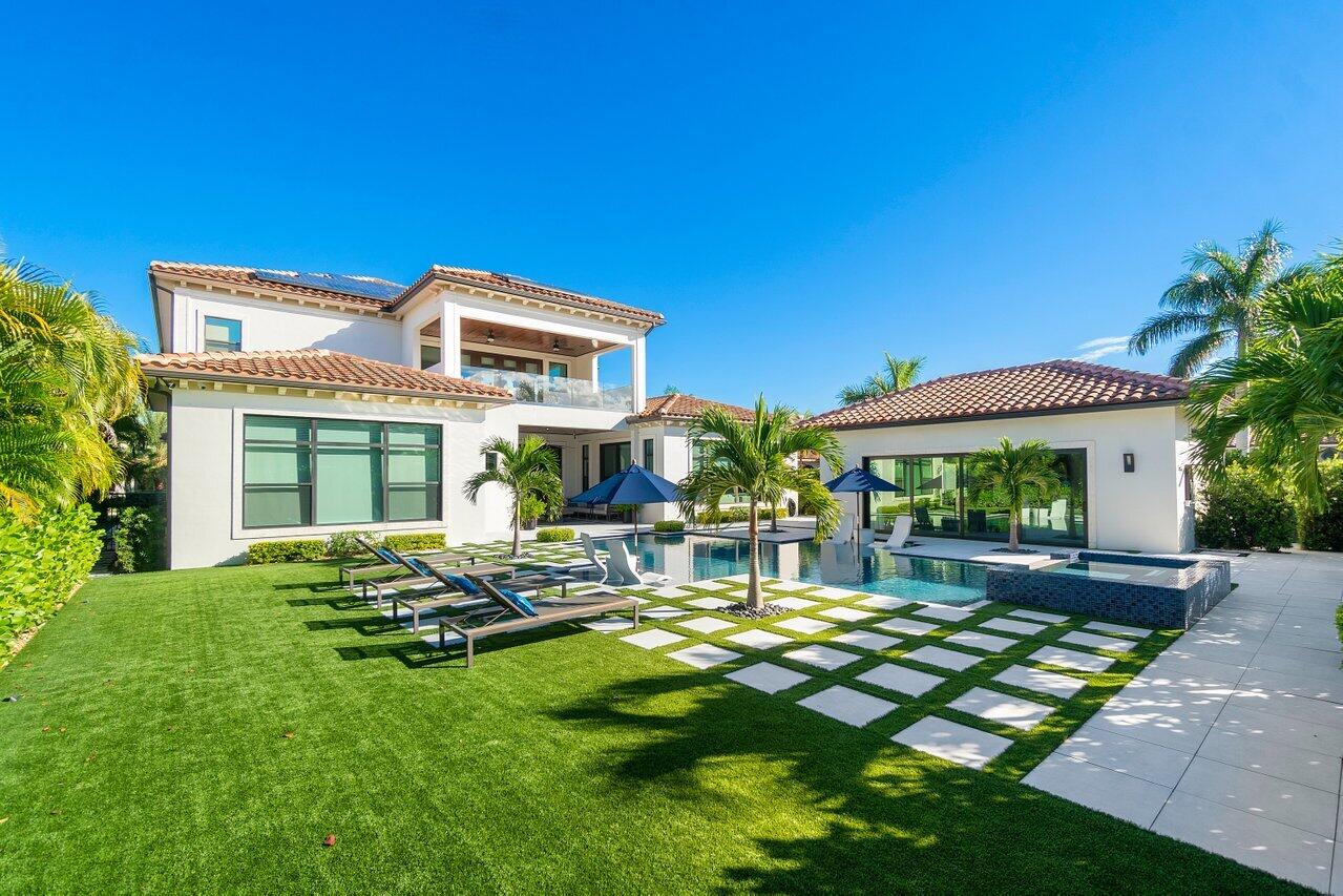 THE OAKS AT BOCA RATON - Residential