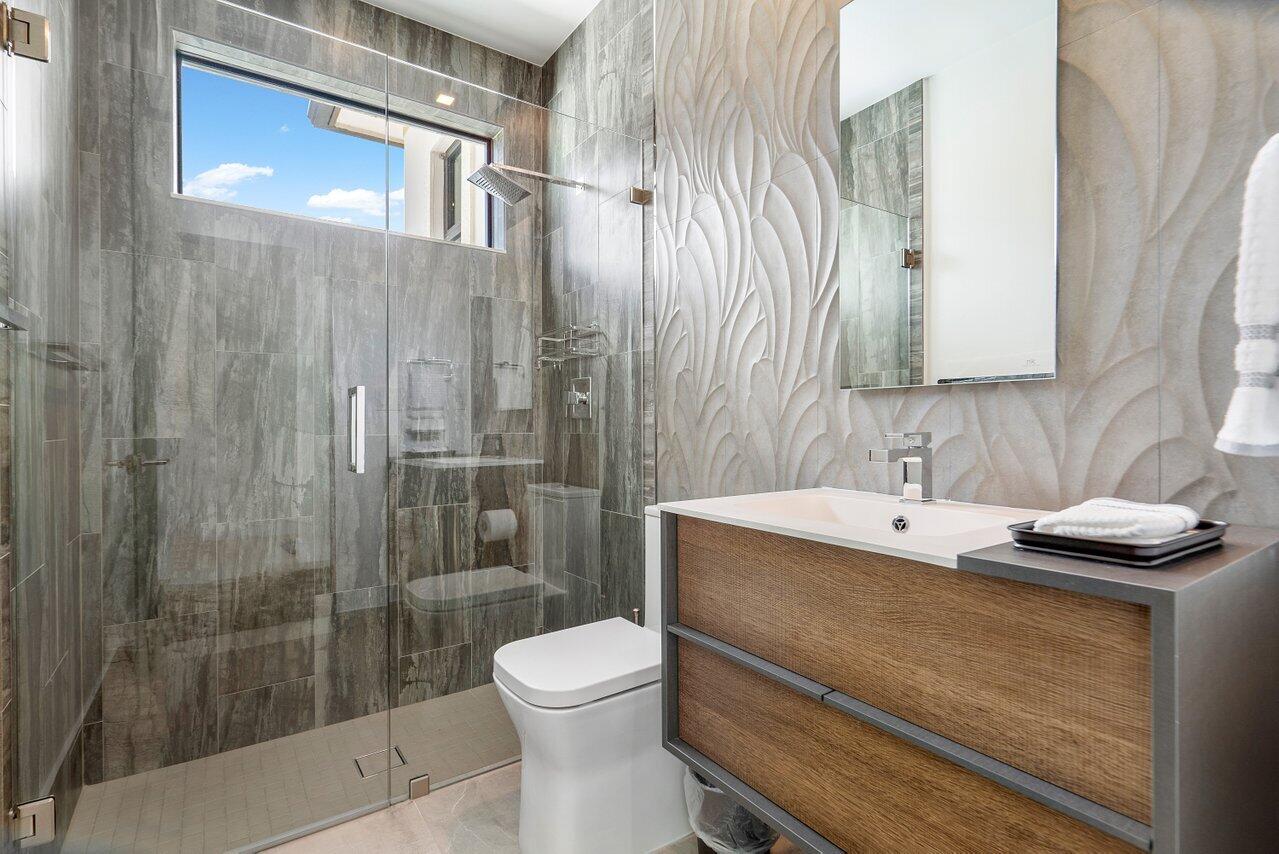 THE OAKS AT BOCA RATON - Residential