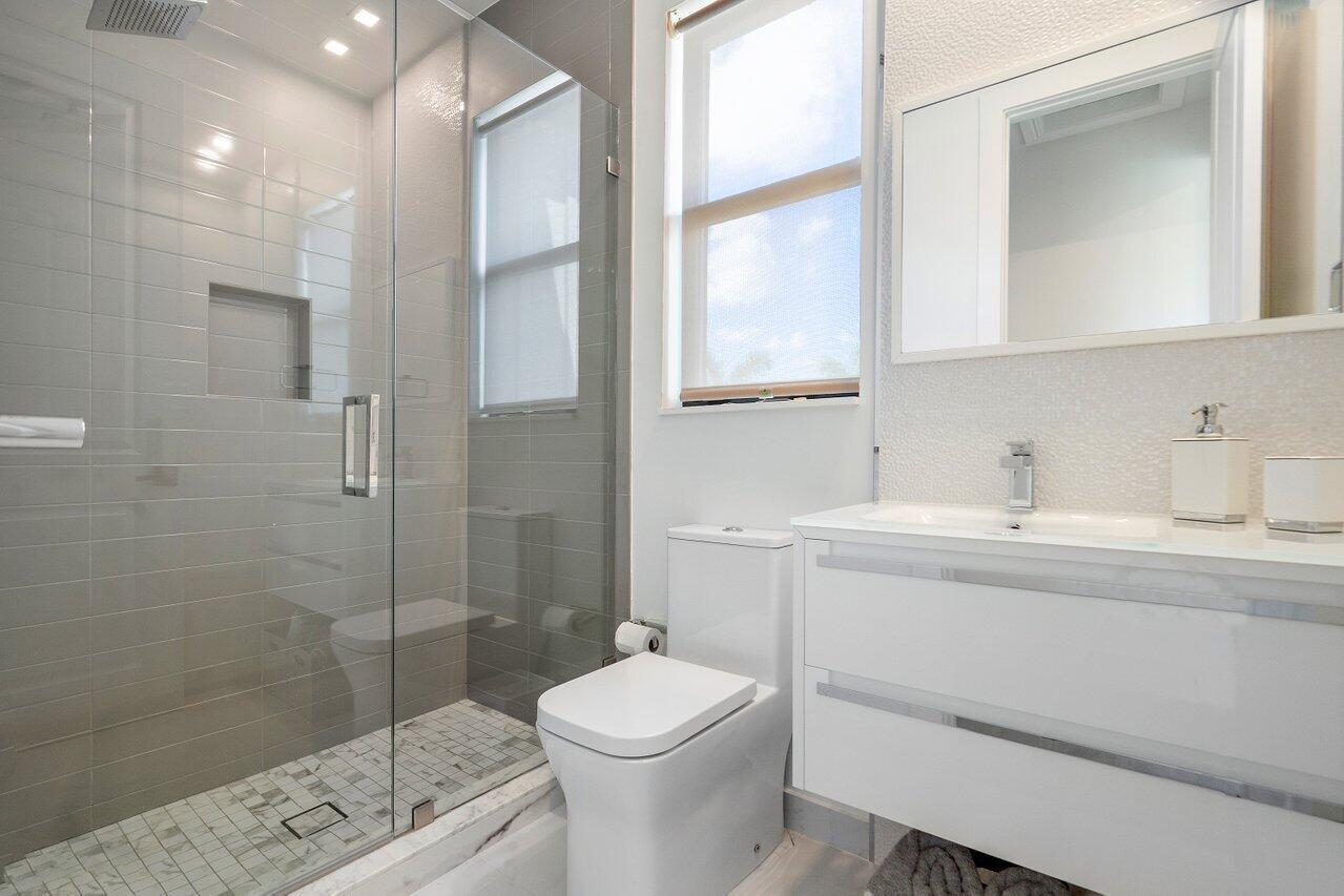 THE OAKS AT BOCA RATON - Residential