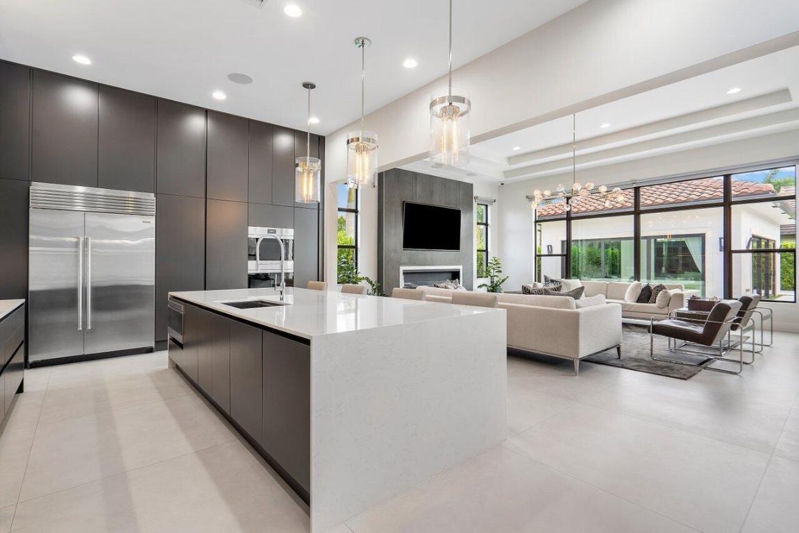 THE OAKS AT BOCA RATON - Residential