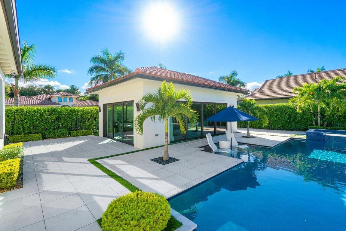 THE OAKS AT BOCA RATON - Residential