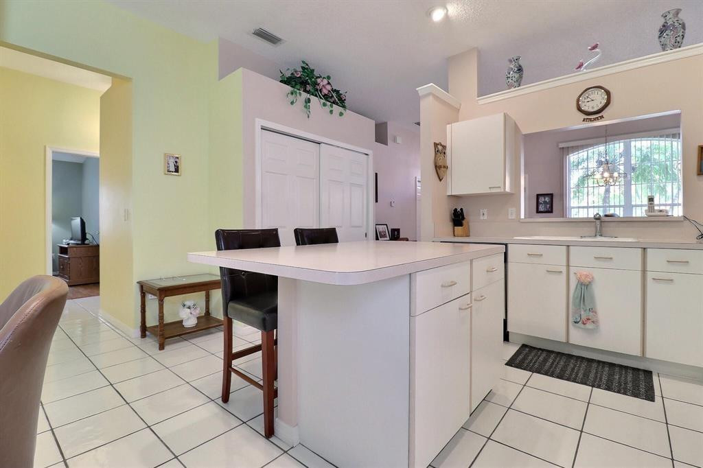 MONTEREY ON THE LAKE - Residential