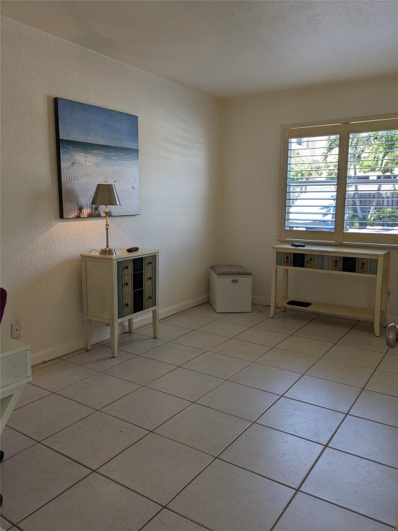 Middle River Villas - Residential