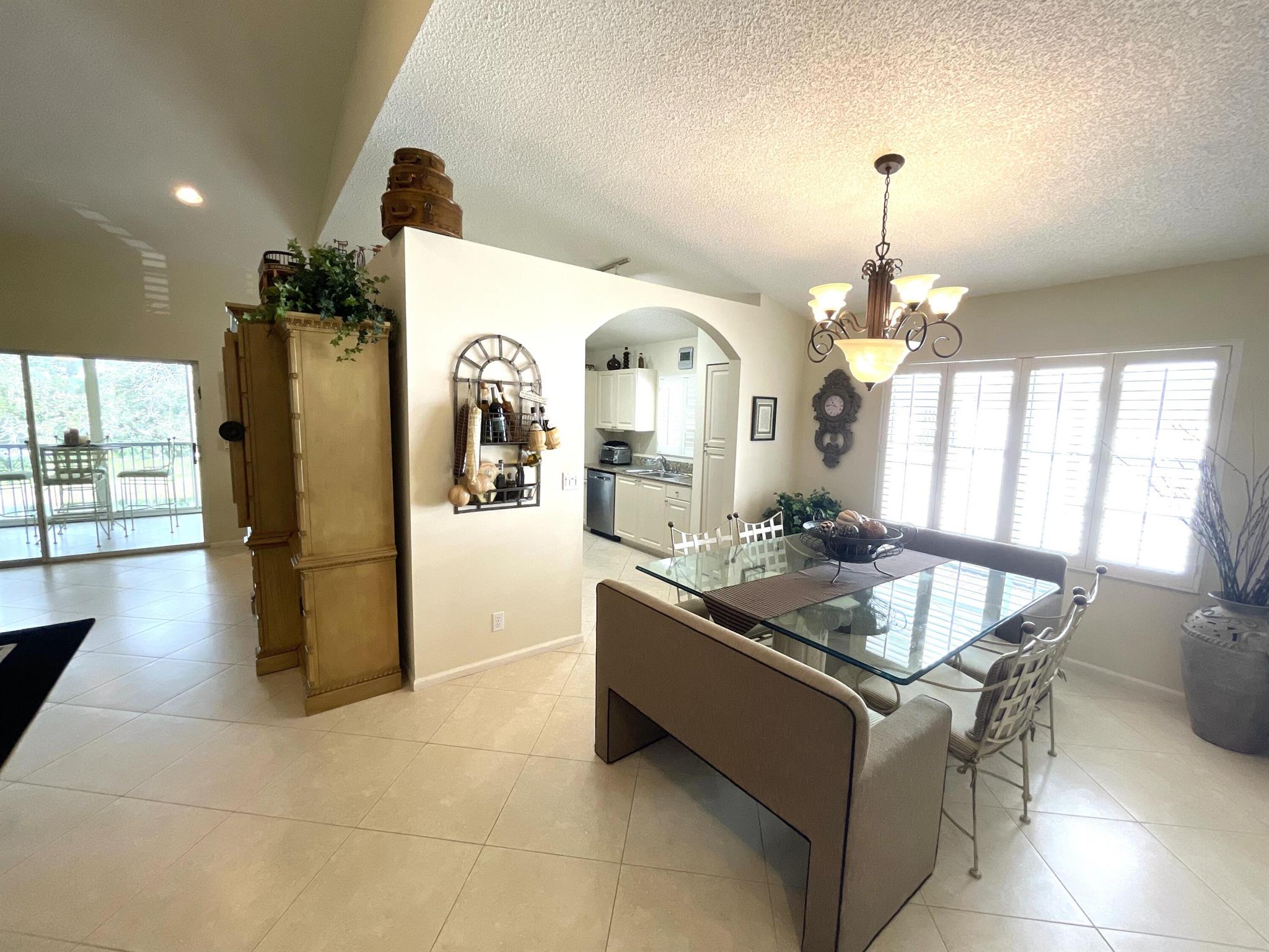 GROVE VILLAGE CONDO - Residential Lease