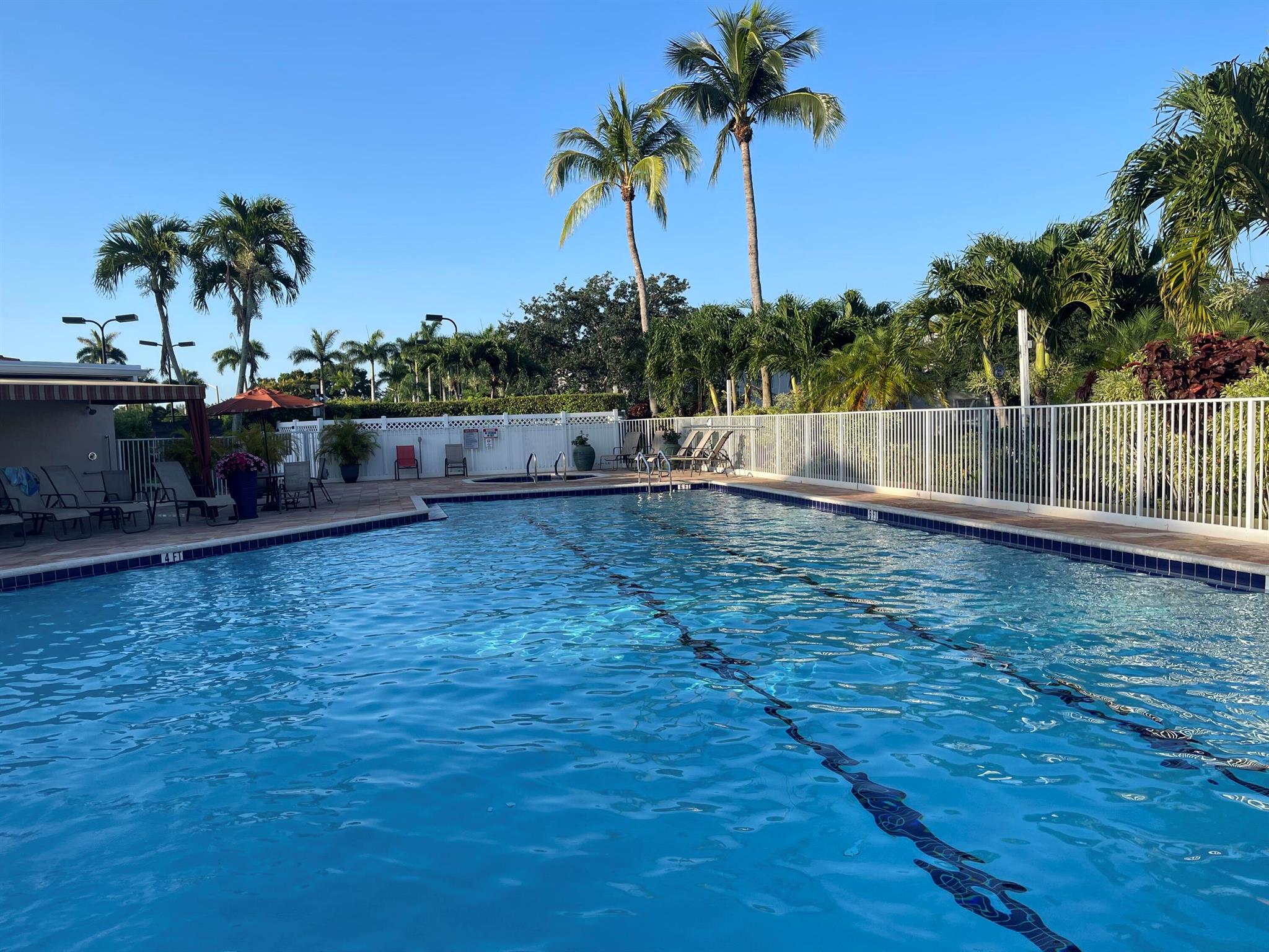 GROVE VILLAGE CONDO - Residential Lease