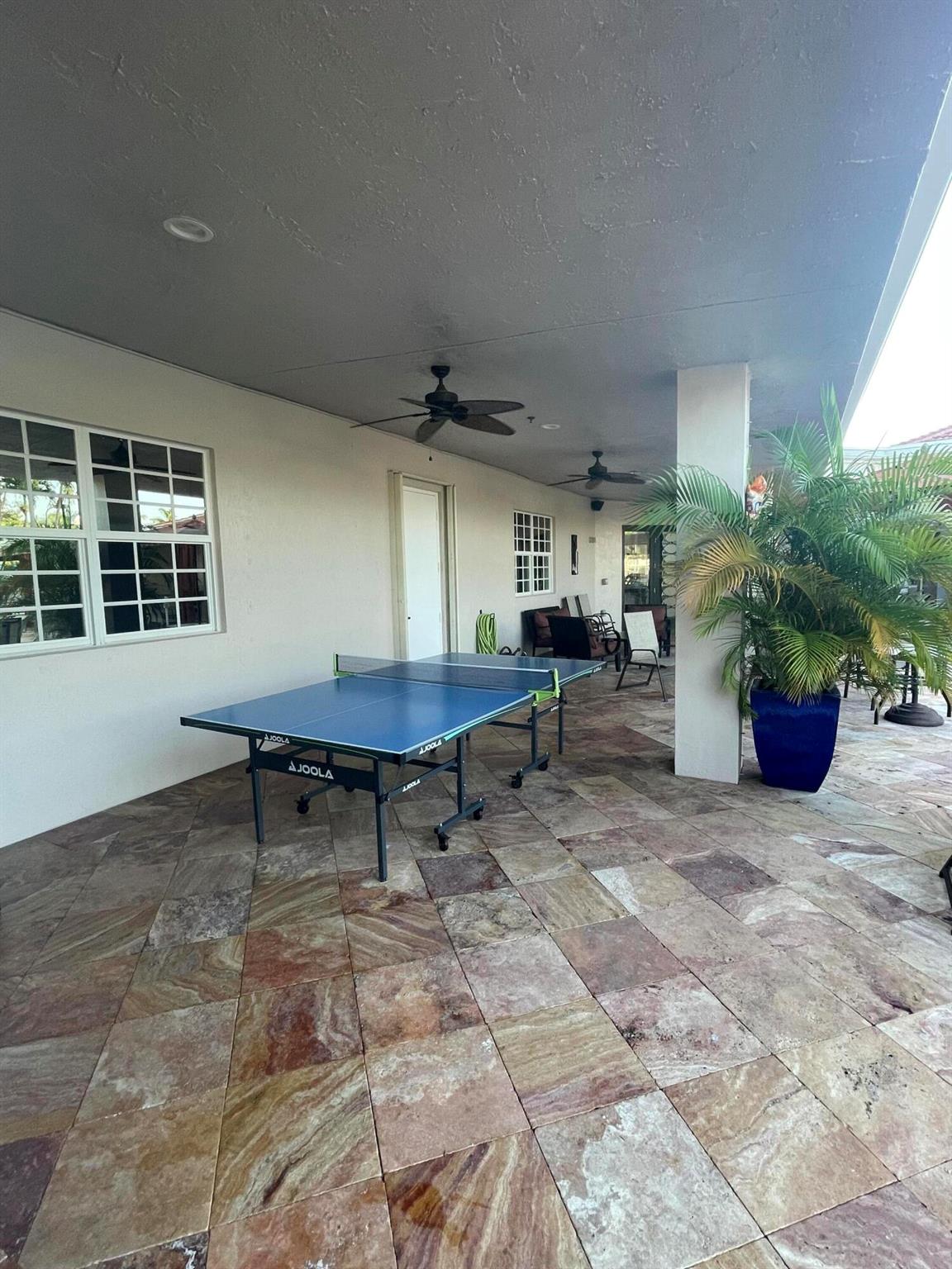 GROVE VILLAGE CONDO - Residential Lease