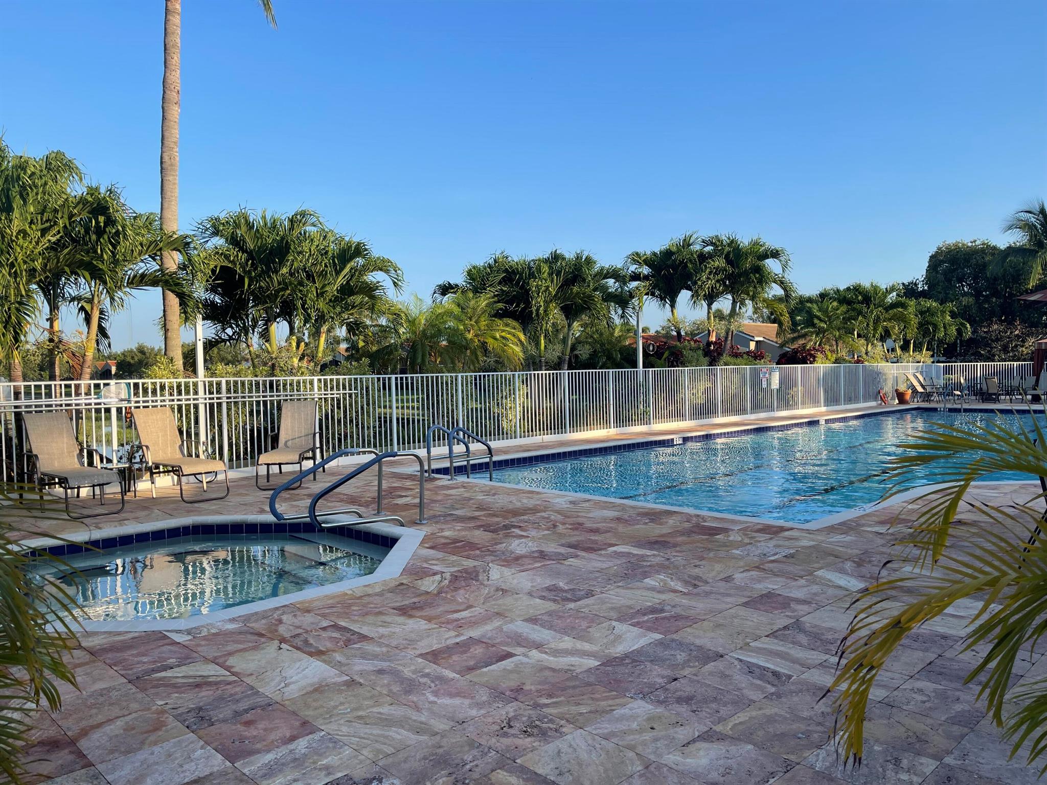 GROVE VILLAGE CONDO - Residential Lease